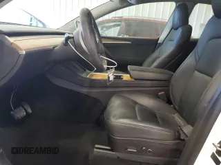 2023 Tesla Model Y Long Range z VIN 7SAYGAEE5PF672546, wystawiony jako Copart lot #42779065 z przebiegiem 27 570 mil mil oraz Nie do naprawy • Non repairable. Historia ofert i sprzedaży dostępna na DreamBid. Obrazek 7.