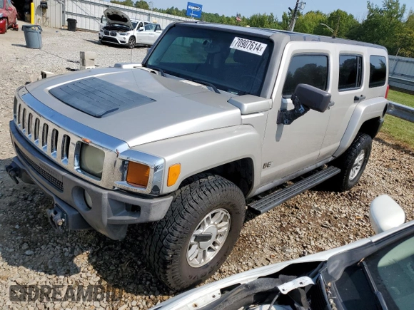 2006 Hummer H3 z VIN 5GTDN136968135876, wystawiony jako Copart lot #70907614 z przebiegiem 248 692 mil mil oraz Szkody całkowita. Historia ofert i sprzedaży dostępna na DreamBid. Obrazek 1.