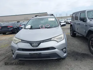 2017 Toyota RAV4 Limited with VIN 2T3YFREV8HW334780, listed as a IAAI auction lot 41973391 with 113,550 mi miles. Bid and sale history available at carsss.com. Image 13.