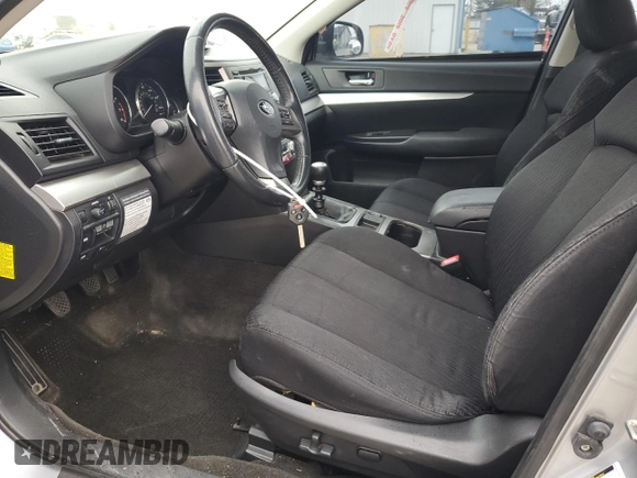 2012 Subaru Legacy Premium z VIN 4S3BMAC63C1015433, wystawiony jako Copart lot #50914025 z przebiegiem 135 944 mil mil oraz Szkoda całkowita • Salvage title. Historia ofert i sprzedaży dostępna na DreamBid. Obrazek 7.
