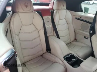 2015 Maserati GranTurismo Sport z VIN ZAM45VMA2F0154541, wystawiony jako Copart lot #79026524 z przebiegiem 38 791 mil mil oraz Nie do naprawy • Non repairable. Historia ofert i sprzedaży dostępna na DreamBid. Obrazek 10.