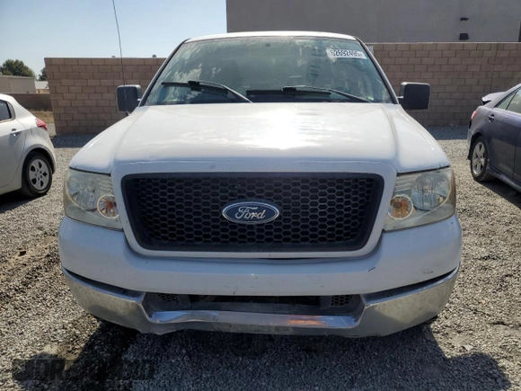 2004 Ford F-150 STX z VIN 1FTRX12WX4NA69734, wystawiony jako Copart lot #62692495 z przebiegiem 134 678 mil mil oraz Szkoda całkowita • Salvage title. Historia ofert i sprzedaży dostępna na DreamBid. Obrazek 5.