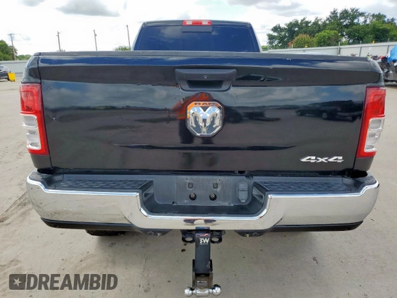 2019 Ram 2500 Tradesman with VIN 3C6UR5HJ2KG709181, listed as a Copart auction lot 62697695 with 149,259 mi miles and Salvage title. Bid and sale history available at DreamBid. Image 6.