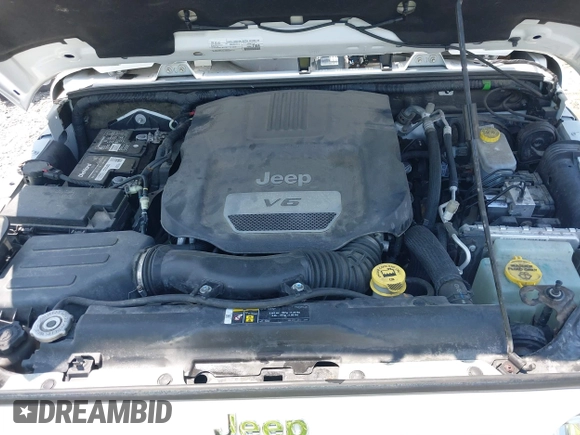 2018 Jeep Wrangler Unlimited Sahara with VIN 1C4BJWEG3JL805263, listed as a IAAI auction lot 42593276 with 96,489 mi miles and . Bid and sale history available at DreamBid. Image 10.