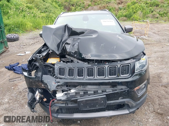 2021 Jeep Compass 80th Anniversary z VIN 3C4NJDEB5MT566331, wystawiony jako IAAI lot #39620364 z przebiegiem 48 826 mil mil oraz . Historia ofert i sprzedaży dostępna na DreamBid. Obrazek 6.
