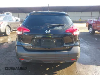 2019 Nissan Kicks SV z VIN 3N1CP5CU9KL568079, wystawiony jako IAAI lot #41219531 z przebiegiem 140 033 mil mil oraz . Historia ofert i sprzedaży dostępna na DreamBid. Obrazek 17.