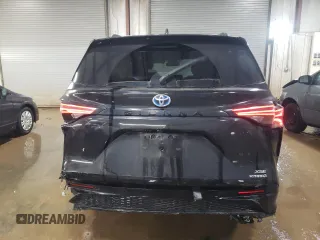2022 Toyota Sienna XSE z VIN 5TDXRKEC5NS132033, wystawiony jako Copart lot #44216705 z przebiegiem 50 512 mil mil oraz Szkoda całkowita • Salvage title. Historia ofert i sprzedaży dostępna na DreamBid. Obrazek 6.
