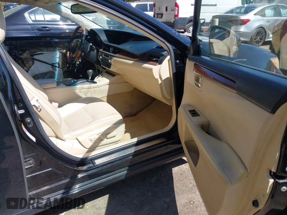 2013 Lexus ES 300h with VIN JTHBW1GG7D2011330, listed as a IAAI auction lot 42036591 with 121,135 mi miles and . Bid and sale history available at DreamBid. Image 5.