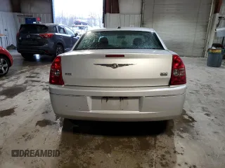 2010 Chrysler 300 Touring with VIN 2C3CK5CV4AH331242, listed as a Copart auction lot 84516574 with 203,035 mi miles and Clean Title. Bid and sale history available at carsss.com. Image 6.