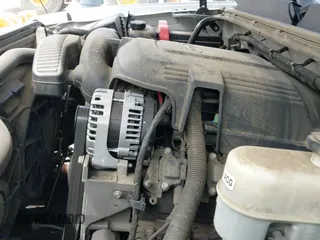2007 Chevrolet Silverado 1500 1LT z VIN 2GCEK19JX71648543, wystawiony jako IAAI lot #42964893 z przebiegiem 211 990 mil mil oraz . Historia ofert i sprzedaży dostępna na DreamBid. Obrazek 20.
