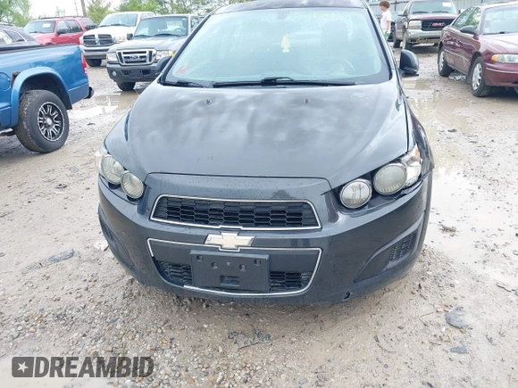 2014 Chevrolet Sonic LT with VIN 1G1JC5SH2E4228540, listed as a IAAI auction lot 42192166 with 115,489 mi miles and . Bid and sale history available at DreamBid. Image 6.
