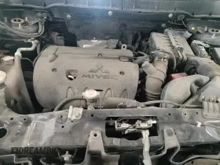 2020 Mitsubishi Outlander ES z VIN JA4AR3AU6LU003148, wystawiony jako Copart lot #59855905 z przebiegiem 74 770 mil mil oraz Szkoda całkowita • Salvage title. Historia ofert i sprzedaży dostępna na DreamBid. Obrazek 17.