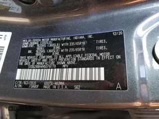 2021 Toyota Highlander XLE with VIN 5TDGZRBH4MS078778, listed as a Copart auction lot 56496855 with 35,563 mi miles and Salvage title. Bid and sale history available at DreamBid. Image 14.