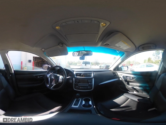 2017 Nissan Altima 2.5 SR with VIN 1N4AL3AP0HC492795, listed as a IAAI auction lot 41801120 with 233,478 mi miles. Bid and sale history available at carsss.com. Image 19.