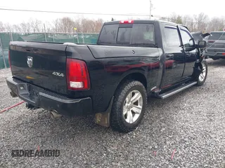2013 Ram 1500 Sport z VIN 1C6RR7UT7DS722948, wystawiony jako IAAI lot #41779347 z przebiegiem 66 131 mil mil oraz . Historia ofert i sprzedaży dostępna na DreamBid. Obrazek 4.