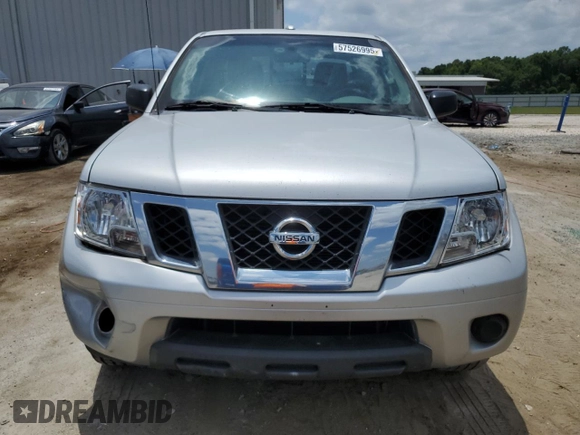 2016 Nissan Frontier SV z VIN 1N6AD0ER5GN764047, wystawiony jako Copart lot #57526995 z przebiegiem 152 487 mil mil oraz Szkody całkowita. Historia ofert i sprzedaży dostępna na DreamBid. Obrazek 5.