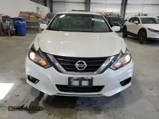 2018 Nissan Altima 2.5 SR with VIN 1N4AL3AP1JC274502, listed as a Copart auction lot 54783585 with 207,294 mi miles and Clean Title. Bid and sale history available at carsss.com. Image 5.