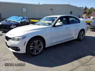 2017 BMW 3 Series 330i xDrive z VIN WBA8D9C32HA005432, wystawiony jako Copart lot #51787075 z przebiegiem 123 972 mil mil oraz Szkoda całkowita • Salvage title. Historia ofert i sprzedaży dostępna na DreamBid. Obrazek 1.