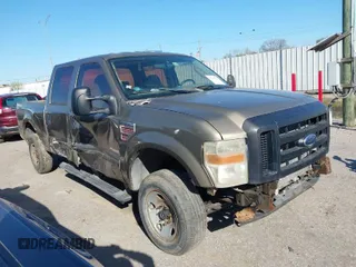 2004 Ford Super Duty F-250 XL with VIN 1FTNW21P74EA03546, listed as a IAAI auction lot 41745748 with 311,633 mi miles. Bid and sale history available at carsss.com. Image 1.