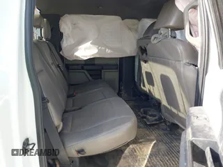 2022 Ford F-250 XL z VIN 1FT7W2BN6NEF62982, wystawiony jako IAAI lot #42086401 z przebiegiem 106 450 mil mil oraz . Historia ofert i sprzedaży dostępna na DreamBid. Obrazek 8.