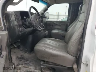 2021 Chevrolet Express Passenger LS with VIN 1GAZGNF73M1236963, listed as a Copart auction lot 75325424 with 26,172 mi miles and Salvage Title. Bid and sale history available at carsss.com. Image 7.