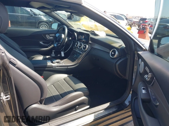 2019 Mercedes-Benz C 300 with VIN WDDWK8DB9KF773831, listed as a IAAI auction lot 41923479 with 37,124 mi miles and . Bid and sale history available at DreamBid. Image 5.
