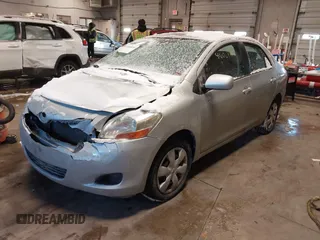 2007 Toyota Yaris with VIN JTDBT923271055260, listed as a IAAI auction lot 41600494 with 70,411 mi miles. Bid and sale history available at carsss.com. Image 17.