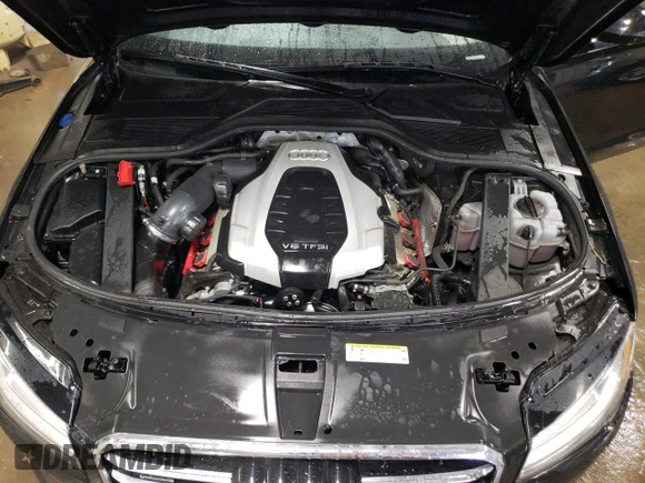 2017 Audi A8 z VIN WAU44AFD2HN014533, wystawiony jako Copart lot #46684705 z przebiegiem 94 030 mil mil oraz Szkody całkowita. Historia ofert i sprzedaży dostępna na DreamBid. Obrazek 11.