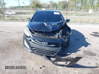 2014 Hyundai Elantra GT with VIN KMHD35LH5EU171569, listed as a IAAI auction lot 41882896 with 181,989 mi miles. Bid and sale history available at carsss.com. Image 12.