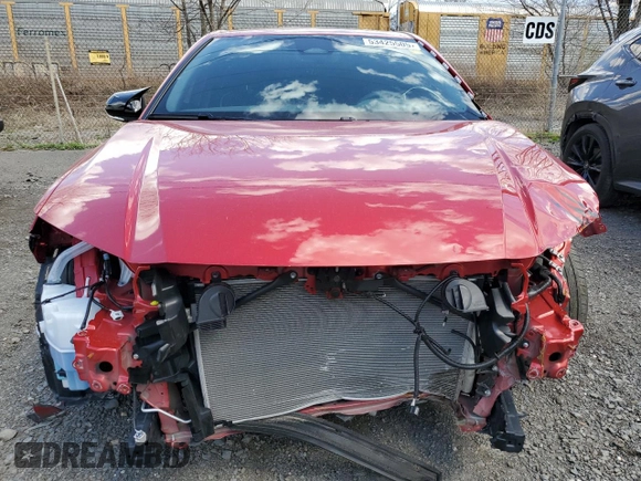 2025 Toyota Camry LE with VIN 4T1DAACK9SU001561, listed as a Copart auction lot 53425505 with 28,670 mi miles and Salvage Title. Bid and sale history available at carsss.com. Image 5.