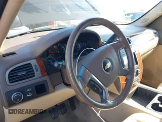 2012 Chevrolet Tahoe LS z VIN 1GNSCAE08CR213137, wystawiony jako IAAI lot #41626332 z przebiegiem 245 359 mil mil oraz . Historia ofert i sprzedaży dostępna na DreamBid. Obrazek 19.