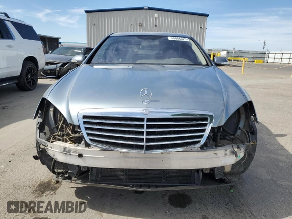 2007 Mercedes-Benz S 550 z VIN WDDNG71X27A108362, wystawiony jako Copart lot #58096325 z przebiegiem 224 874 mil mil oraz Szkoda całkowita • Salvage title. Historia ofert i sprzedaży dostępna na DreamBid. Obrazek 5.