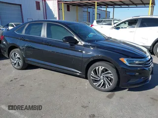 2021 Volkswagen Jetta SEL with VIN 3VWE57BU6MM045203, listed as a IAAI auction lot 41347591 with 46,927 mi miles and . Bid and sale history available at DreamBid. Image 1.