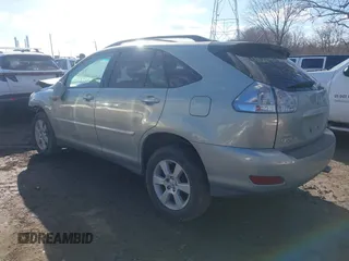 2007 Lexus RX 350 with VIN 2T2HK31U07C039490, listed as a IAAI auction lot 41667377 with 175,037 mi miles. Bid and sale history available at carsss.com. Image 3.