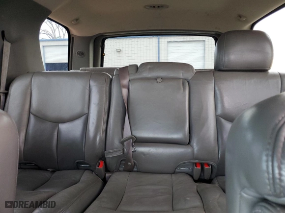 2004 GMC Yukon Denali with VIN 1GKEK63U84J270731, listed as a Copart auction lot 49094635 with 184,529 mi miles and Salvage Title. Bid and sale history available at carsss.com. Image 10.