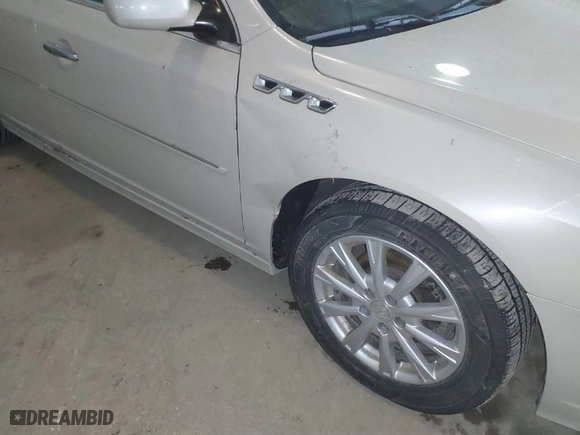 2011 Buick Lucerne CXL with VIN 1G4HC5EM5BU129605, listed as a IAAI auction lot 41614223 with 165,039 mi miles. Bid and sale history available at carsss.com. Image 6.