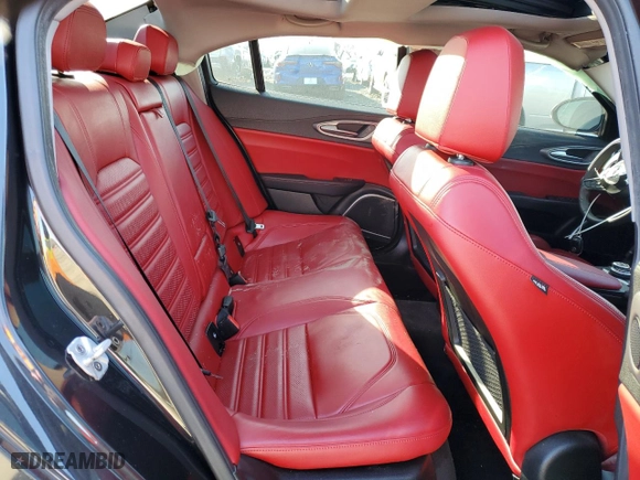 2018 Alfa Romeo Giulia Ti Sport with VIN ZARFAEEN6J7564744, listed as a Copart auction lot 85577794 with 59,395 mi miles and Salvage Title. Bid and sale history available at carsss.com. Image 11.