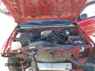 2014 Toyota Tacoma with VIN 5TFNX4CN0EX033496, listed as a IAAI auction lot 41388678 with 190,596 mi miles and . Bid and sale history available at DreamBid. Image 10.