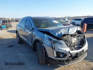 2025 Cadillac XT5 FWD Premium Luxury with VIN 1GYKNCRS7SZ104526, listed as a IAAI auction lot 41468623 with 3,896 mi miles. Bid and sale history available at carsss.com. Image 1.