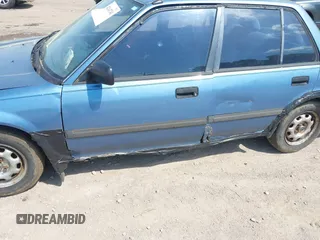 1991 Honda Civic z VIN 1HGED3649ML019481, wystawiony jako IAAI lot #42143741 z przebiegiem 352 104 mil mil oraz . Historia ofert i sprzedaży dostępna na DreamBid. Obrazek 12.