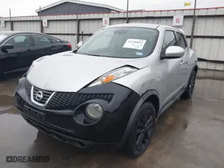 2013 Nissan Juke S with VIN JN8AF5MR5DT220090, listed as a IAAI auction lot 41799853 with 123,014 mi miles. Bid and sale history available at carsss.com. Image 2.