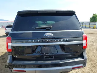 2024 Ford Expedition XLT with VIN 1FMJU1H83REA52243, listed as a IAAI auction lot 42510742 with 33,284 mi miles and . Bid and sale history available at DreamBid. Image 17.
