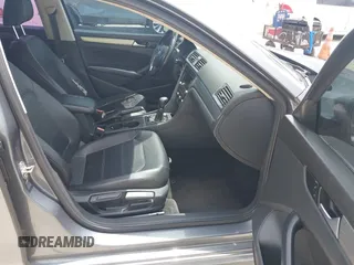 2015 Volkswagen Passat Wolfsburg Edition с VIN 1VWAT7A3XFC115934, выставлен на аукционе IAAI как лот 42605174 с пробегом 110 186 миль миль и . История ставок и продаж доступна на DreamBid. Изображение 5.