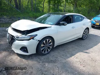 2023 Nissan Maxima Platinum with VIN 1N4AA6FV5PC505862, listed as a IAAI auction lot 42418625 with 10,485 mi miles and . Bid and sale history available at DreamBid. Image 2.