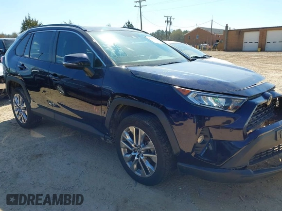 2019 Toyota RAV4 XLE Premium with VIN 2T3A1RFV4KW078806, listed as a IAAI auction lot 41877504 with 99,017 mi miles. Bid and sale history available at carsss.com. Image 1.