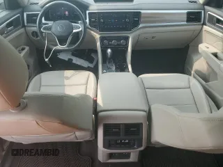 2021 Volkswagen Atlas SEL with VIN 1V2BR2CA7MC549227, listed as a Copart auction lot 59127625 with 35,698 mi miles and Salvage title. Bid and sale history available at DreamBid. Image 8.