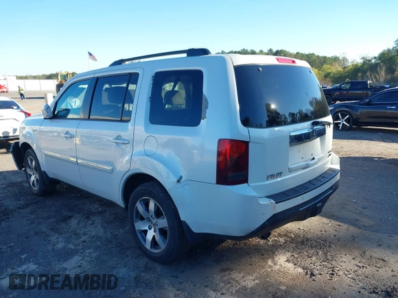 2013 Honda Pilot Touring with VIN 5FNYF4H95DB067812, listed as a IAAI auction lot 40919050 with 256,087 mi miles. Bid and sale history available at carsss.com. Image 3.