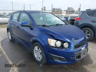 2013 Chevrolet Sonic LT with VIN 1G1JC6SB1D4171148, listed as a IAAI auction lot 41631280 with 147,874 mi miles. Bid and sale history available at carsss.com. Image 1.