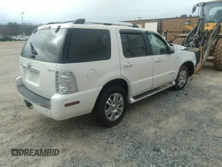 2007 Mercury Mountaineer Premier with VIN 4M2EU48817UJ05008, listed as a IAAI auction lot 41720360 with 126,200 mi miles. Bid and sale history available at carsss.com. Image 4.