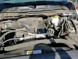 2018 Ram 1500 Tradesman z VIN 3C6JR6DT7JG304609, wystawiony jako Copart lot #55684295 z przebiegiem 73 075 mil mil oraz Szkoda całkowita • Salvage title. Historia ofert i sprzedaży dostępna na DreamBid. Obrazek 13.